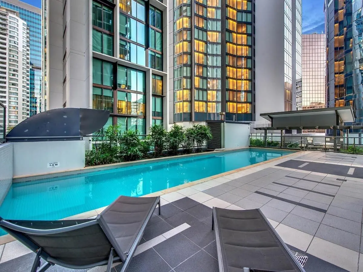 Cbd Free Parking Pool Balcony Walk To Casino Brisbane