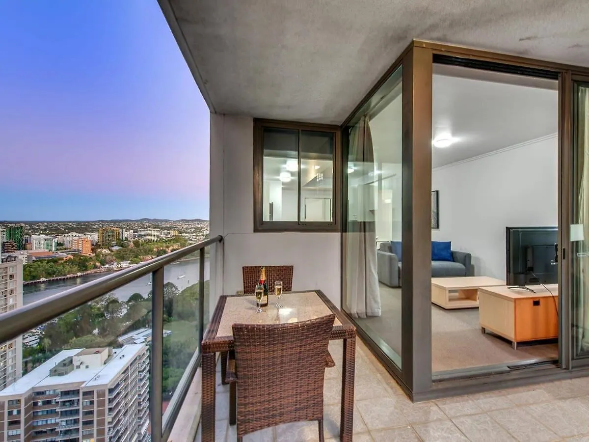 Cbd Free Parking Pool Balcony Walk To Casino